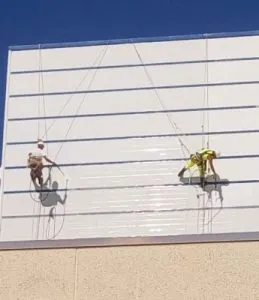 Instalación de Tabiques Pluviales Tarragona