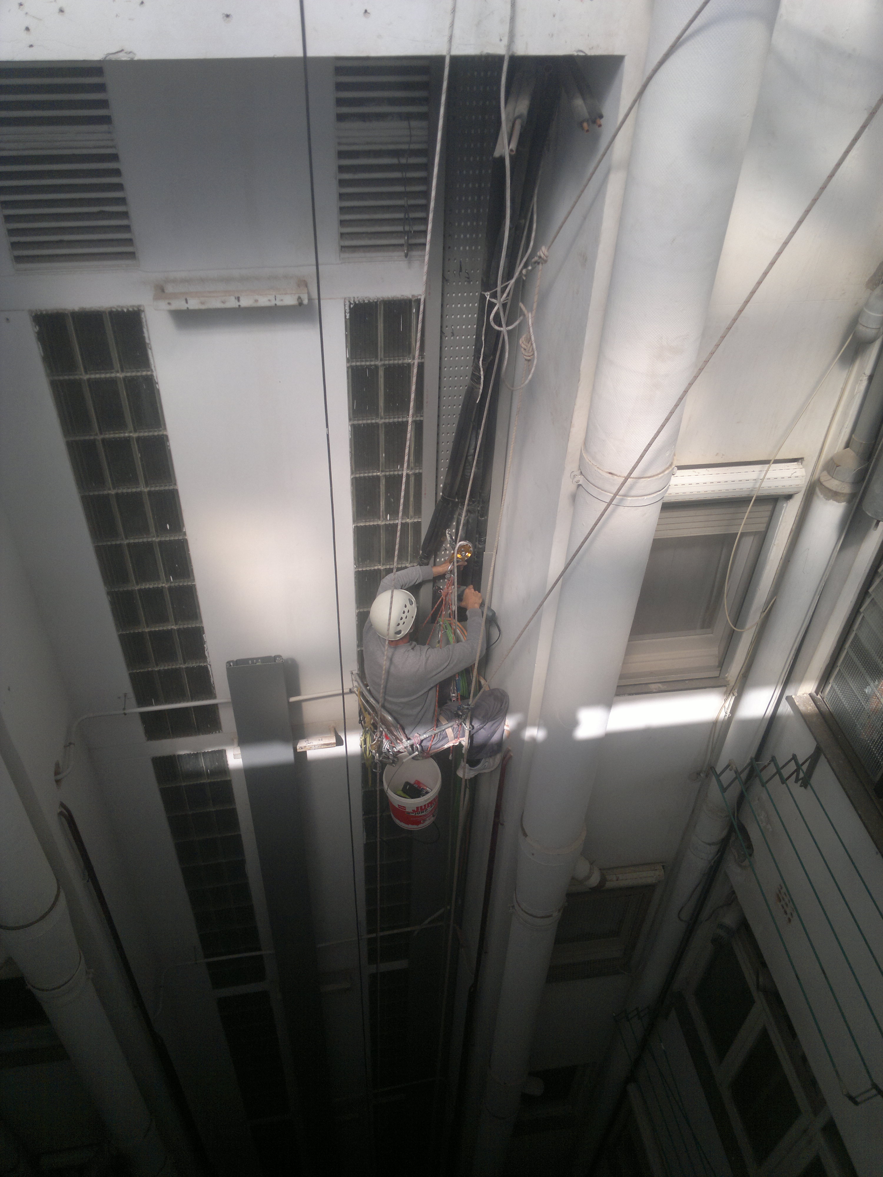 patios de luz tarragona trabajos verticales en Tarragona