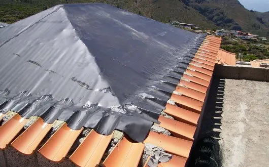 Impermeabilizacion bajo teja
